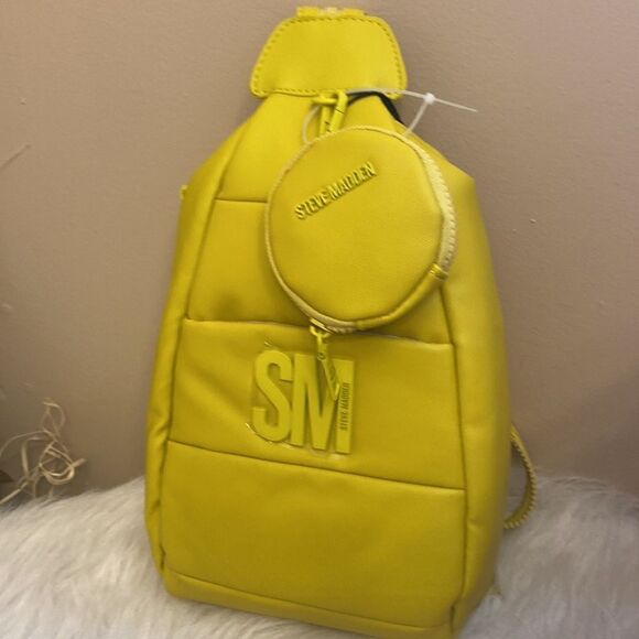 NWT Steve Madden Faux Leather (Bjaya) Backpack w/ AirPods pouch - Yellow - Picture 4 of 10